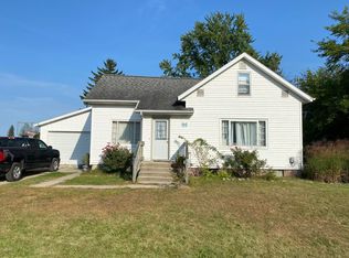 96 Harold St, Grant, MI 49327