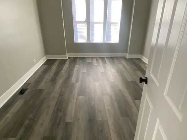 5409 S Princeton Ave #1, Chicago, IL 60609