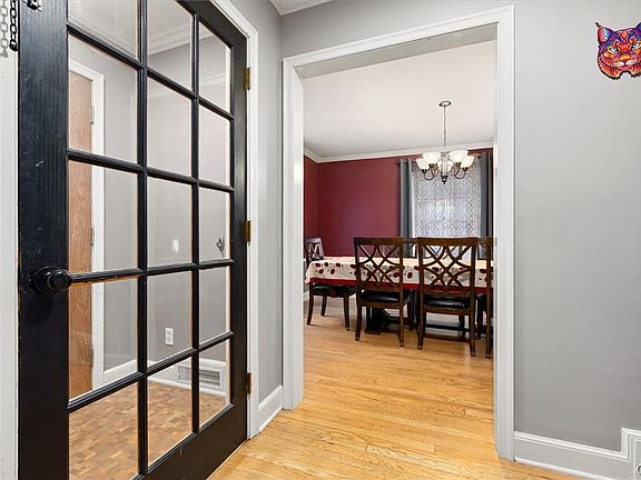 5th image of 1308 Bedford St