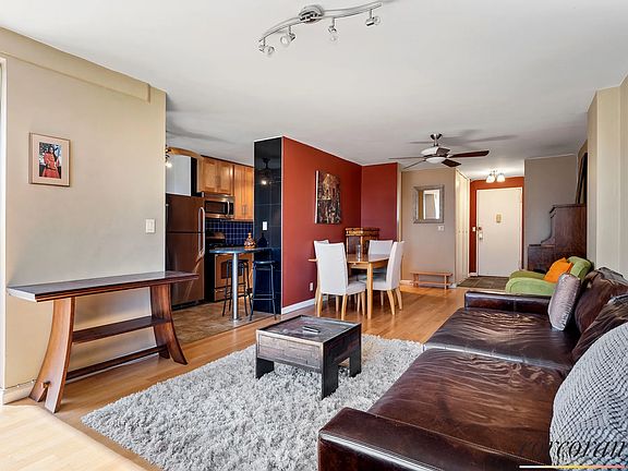 2nd image of 185 Hall St APT 716