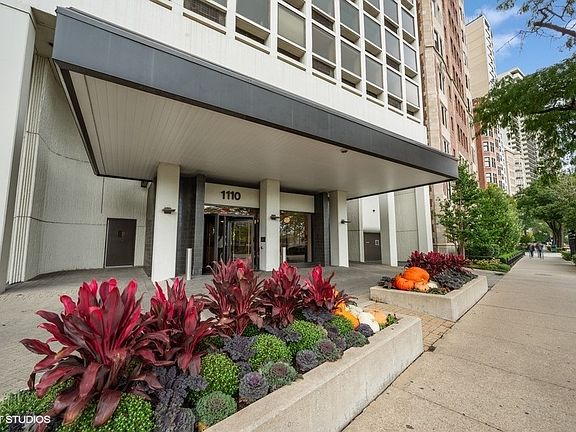 2nd image of 1110 N Lake Shore Dr APT 21S