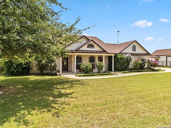 4th image of 15806 LAKE BREEZE DR