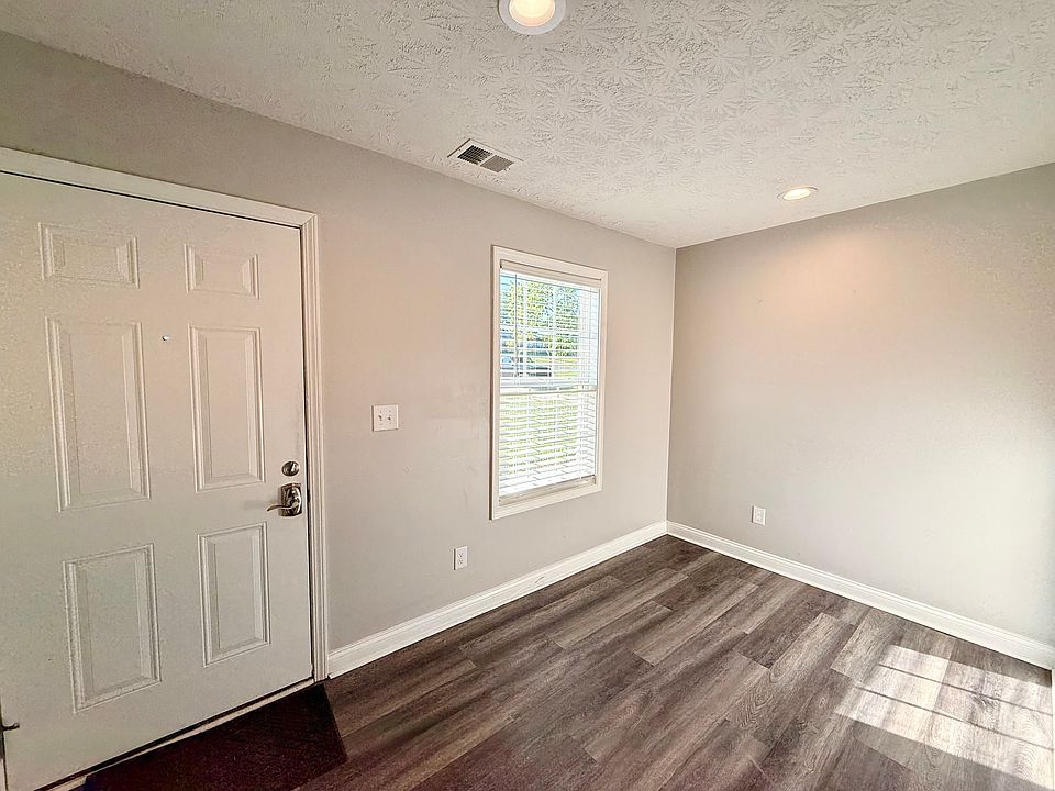 1st image of 250 Hycliff St #258