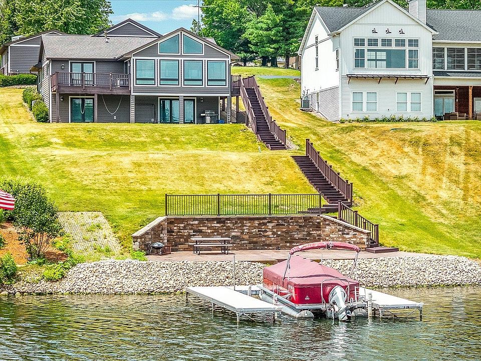 1st image of 5-216 Heathcliff Dr