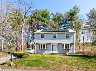 6 Columbia Rd, Tewksbury, MA 01876