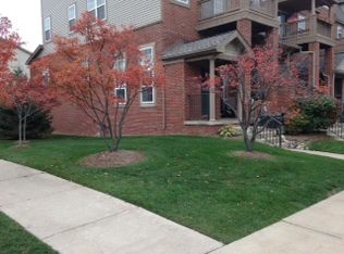 2861 Barclay Way, Ann Arbor, MI 48105