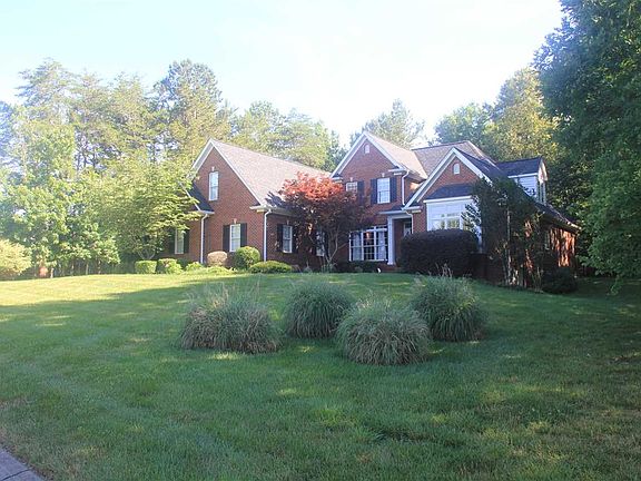 2nd image of 3098 Mountain Pointe Dr NW