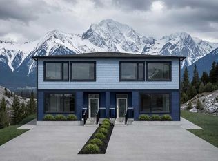 6514 N 22nd Ave, Coleman, AB T0K0M0