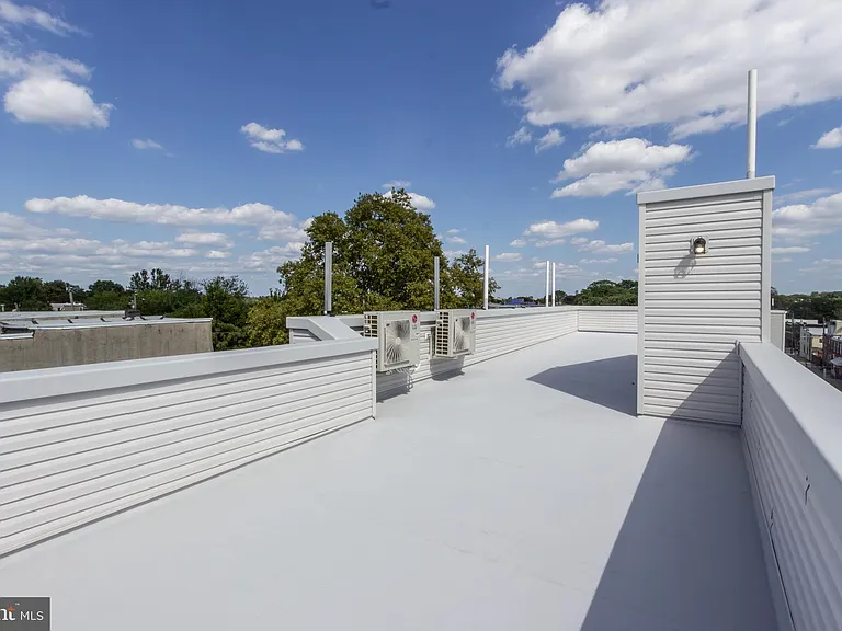 664 N Union St #3 — Photo 13