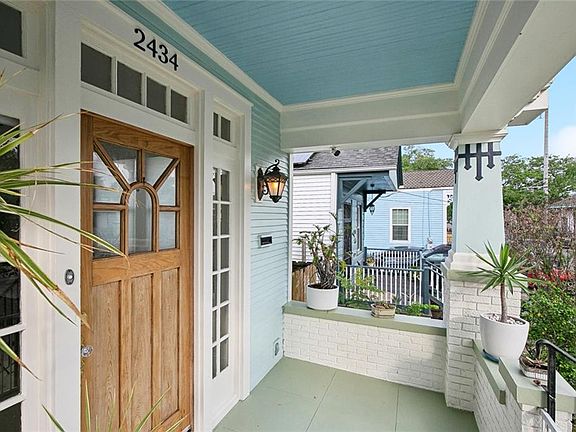 5th image of 2434 Aubry St