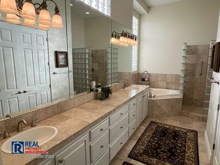 2335 W Sunbrook Dr #8 — Photo 12