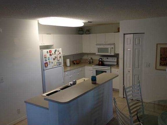 5th image of 8351 NW 88th Ave