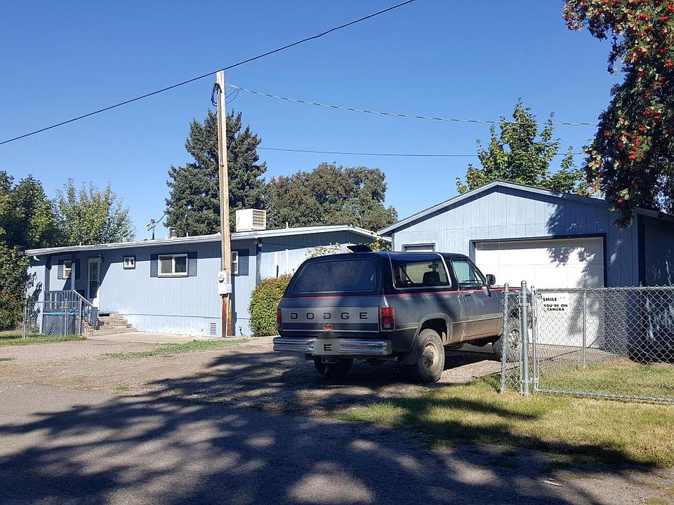 2nd image of 602 15th Ave E