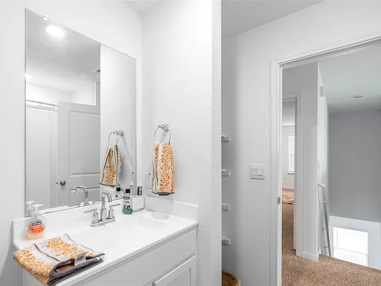 143 Santa Rosa Ln — Photo 21