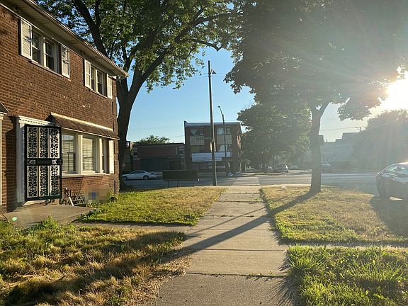 4th image of 8801 S Cottage Grove Ave APT C