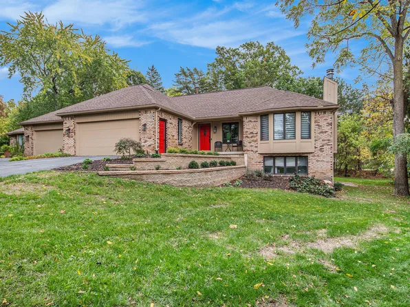 2376 Bobwhite Ct SE, Grand Rapids, MI 49546