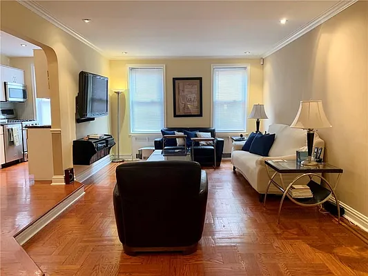 Sold by Remax Real Estate Professionals | media 2