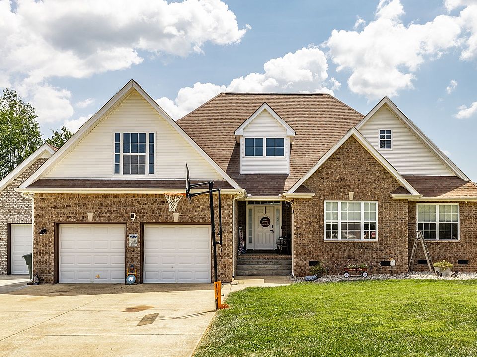1st image of 124 Emma Dr