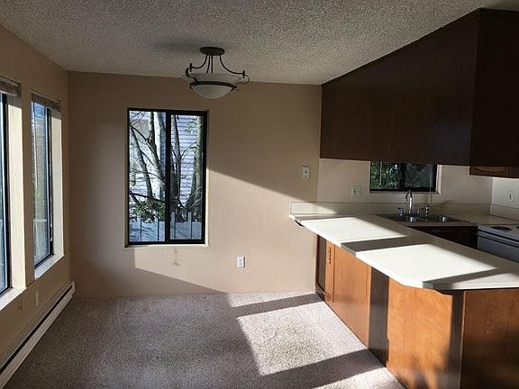 5th image of 7422 E Green Lake Dr N APT 2
