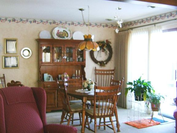 3rd image of 665 High Plains Ct