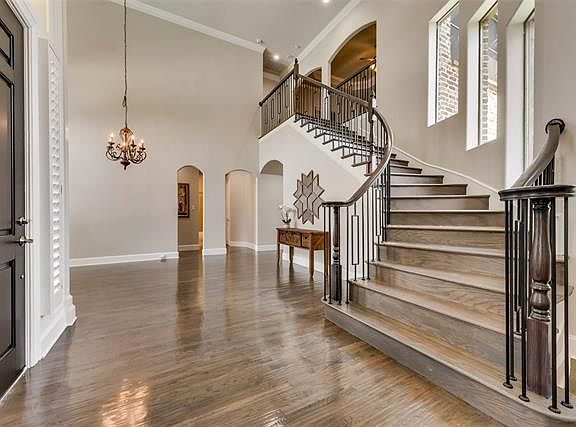 3rd image of 4626 Veneto Dr
