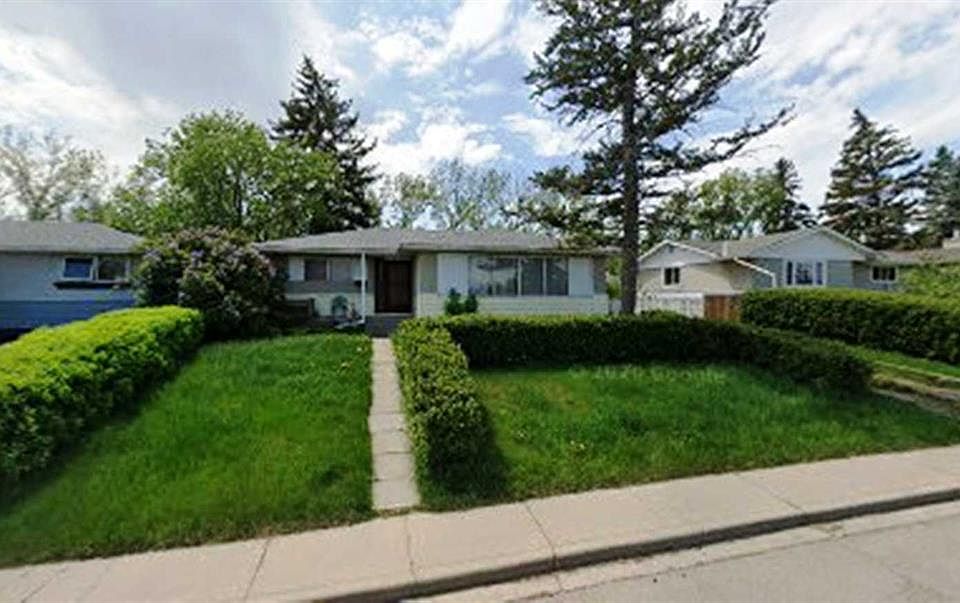 1st image of 4431 N Greenview Dr NE