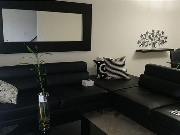 4th image of 9478 Palm Cir S #0