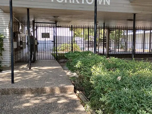 3300 Yorktown St APT 4, Houston, TX 77056