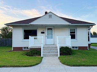 202 Dewey Ave, Washington, IN 47501