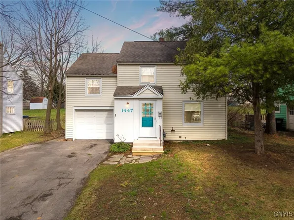 1447 Comstock Ave, Syracuse, NY 13210
