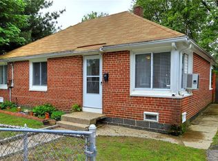 856 Pearl Harbor St, Bridgeport, CT 06610