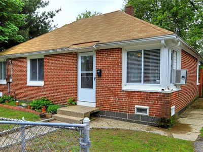 856 Pearl Harbor St, Bridgeport, CT, 06610