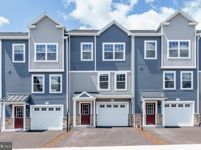 124 Dolomite Dr, Port Matilda, PA, 16870