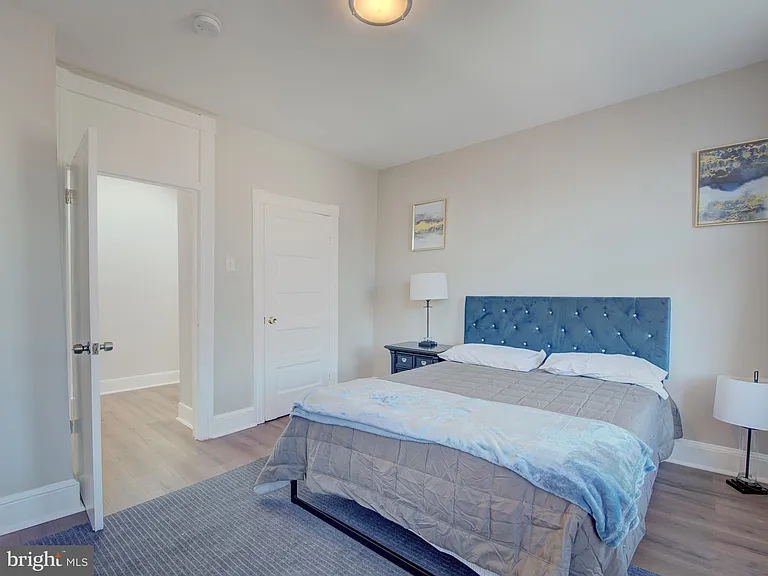 2621 E Oliver St — Photo 31