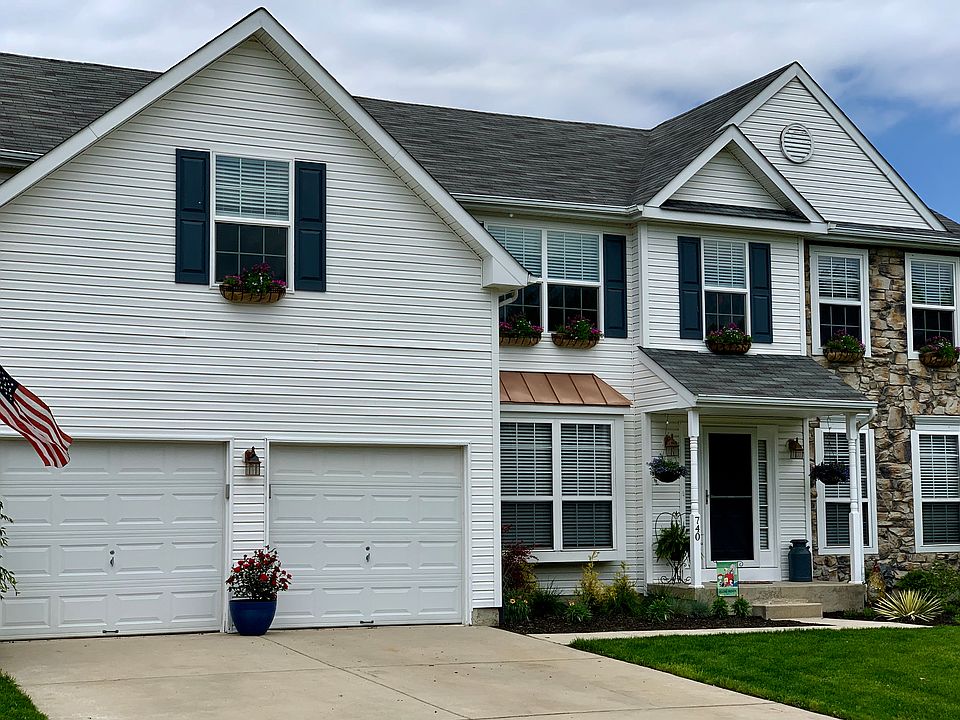 2nd image of 740 Streamview Ln