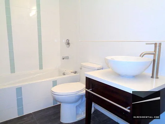 Rented by Highline Residential | media 55