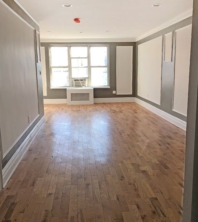 1st image of 2812 47th St APT 2L