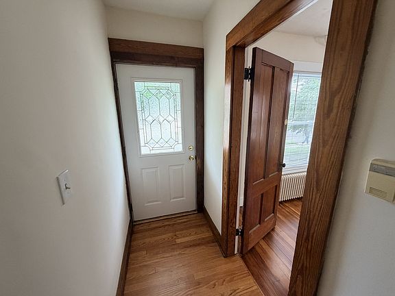 2nd image of 25 Clifton St #1