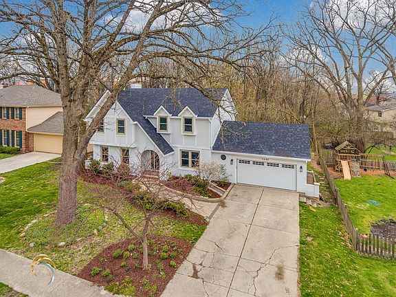 2nd image of 1255 Yorkshire Woods Ct