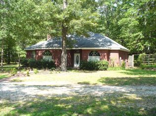 153 Summer Pl, Huntington, TX 75949