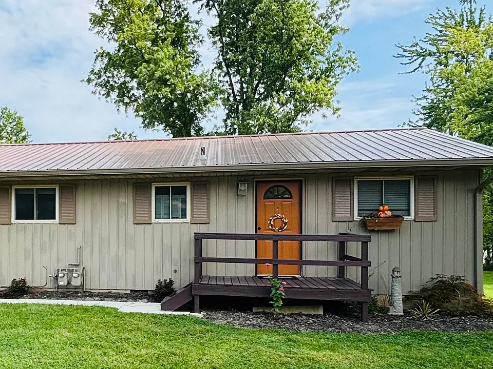 4446 Glenwillow Dr