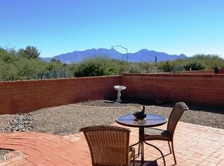 707 S Camino Del Monte, Green Valley, AZ 85614