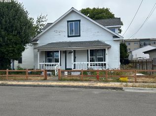 238 Oak St, Florence, OR 97439