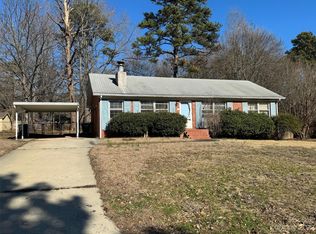 300 Edgeland Dr, Matthews, NC 28105