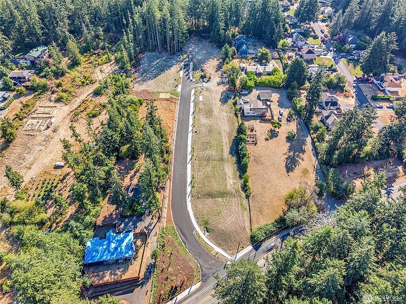 5th image of 5 Windham Lane