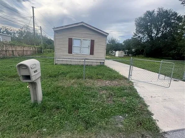 2360 Plum Ave, Auburndale, FL 33823