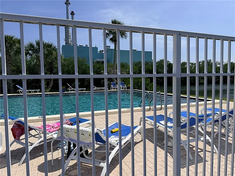 1825 Cobia Dr #103H — Photo 20