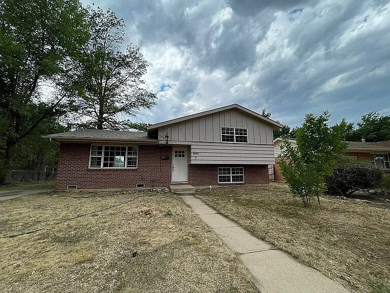 4464 Hamilton Ct — Photo 1