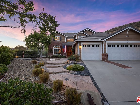 3rd image of 24665 Overland Dr
