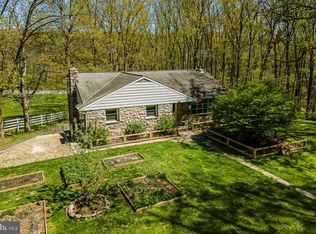 231 Green Hill Rd, Barto, PA 19504